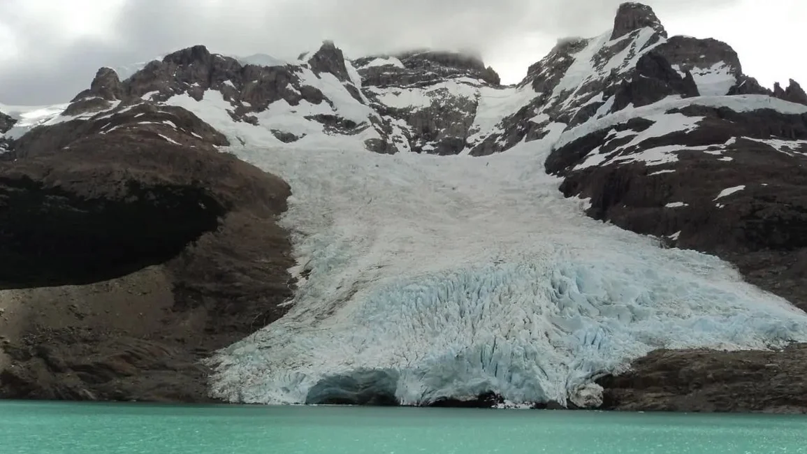 Imagen de El Cidmeju invitó a una charla sobre la Ley de Glaciares